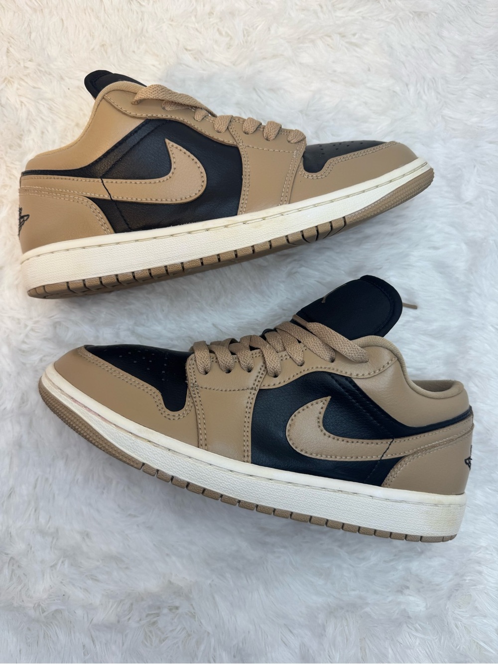 Nike Air Jordan 1 Low Desert women’s sneakers shoes size 8.5 US